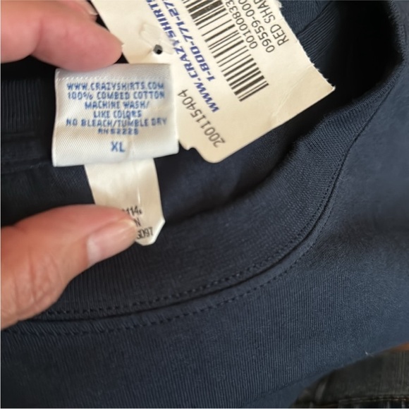 Maui Crazy Shirts Tribal Fish Graphic Long Sleeve - Picture 5 of 5